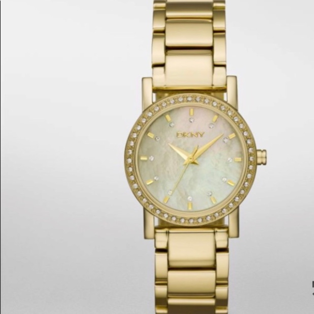❤️SOLD❤️ DKNY Gold Tone Boyfriend Style Watch